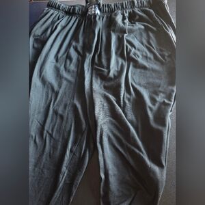 Gently Used Mens size Large Lucky Brand sleep wear in black